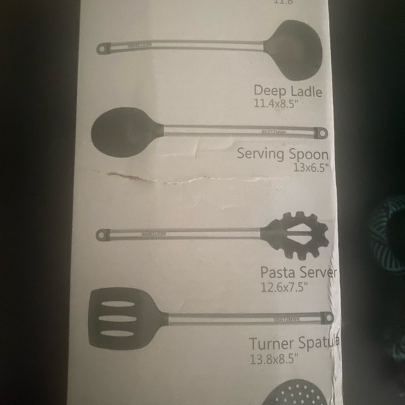 Kitchen utensils - Picture 2 of 3